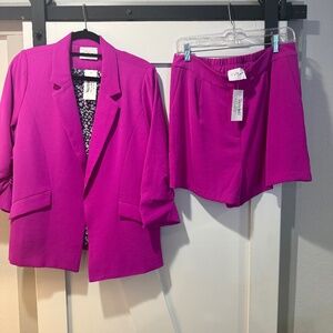 💜 Magenta Short Suit Set – Blazer & Shorts (Size M